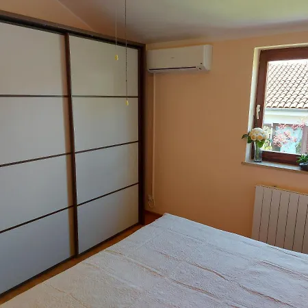 Apartment M & D *
