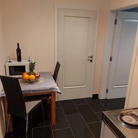 M & D Apartment